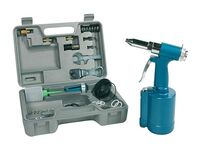 Pneumatická nýtovačka NGS – sada v kufru